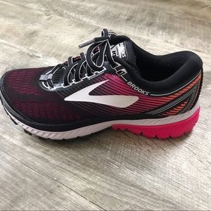 Brookes Running Shoe